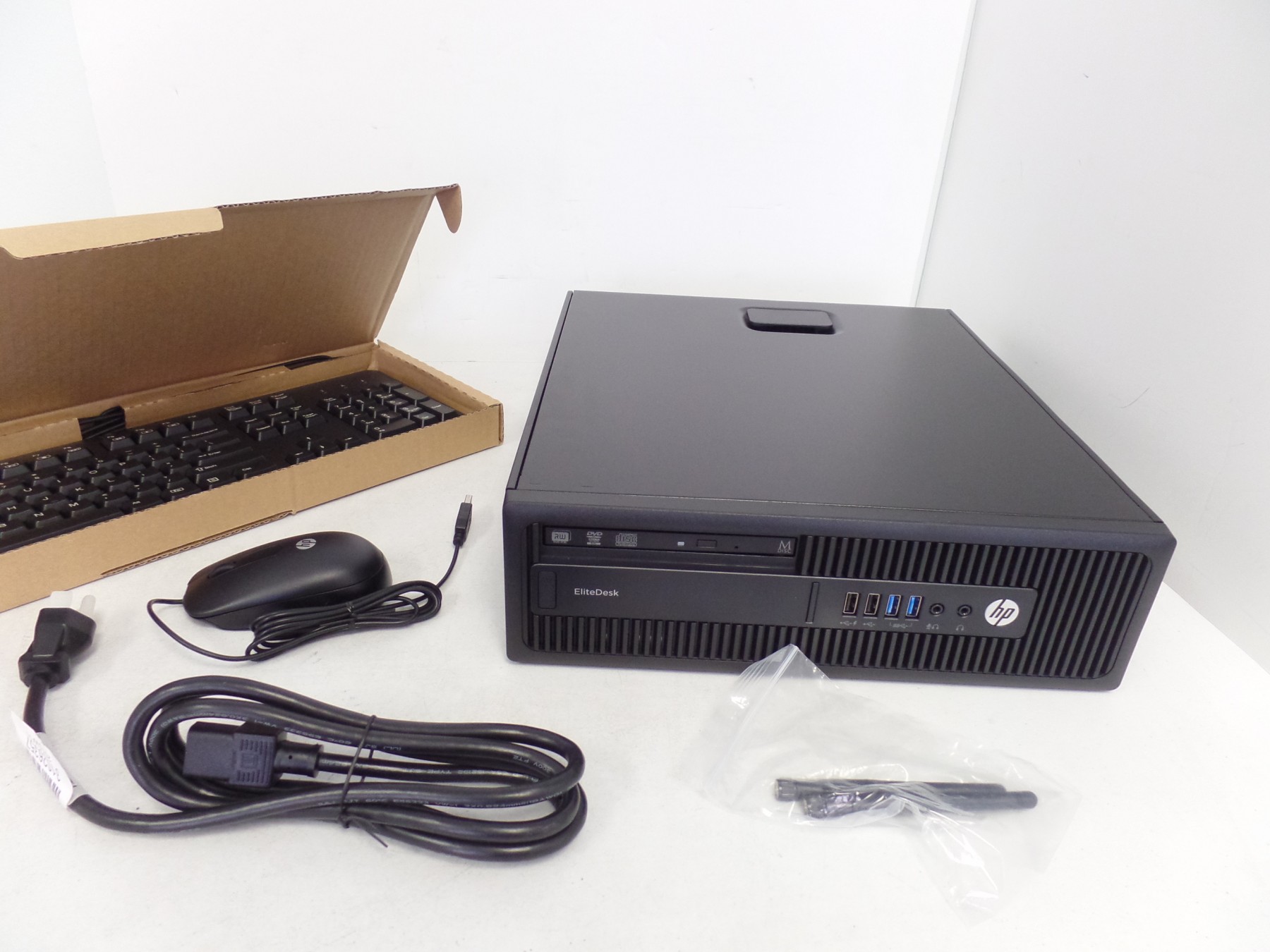 HP EliteDesk 705 G2 SFF Desktop AMD Pro A48350B 4GB 500GB WiFi W10P P0D48UT S1