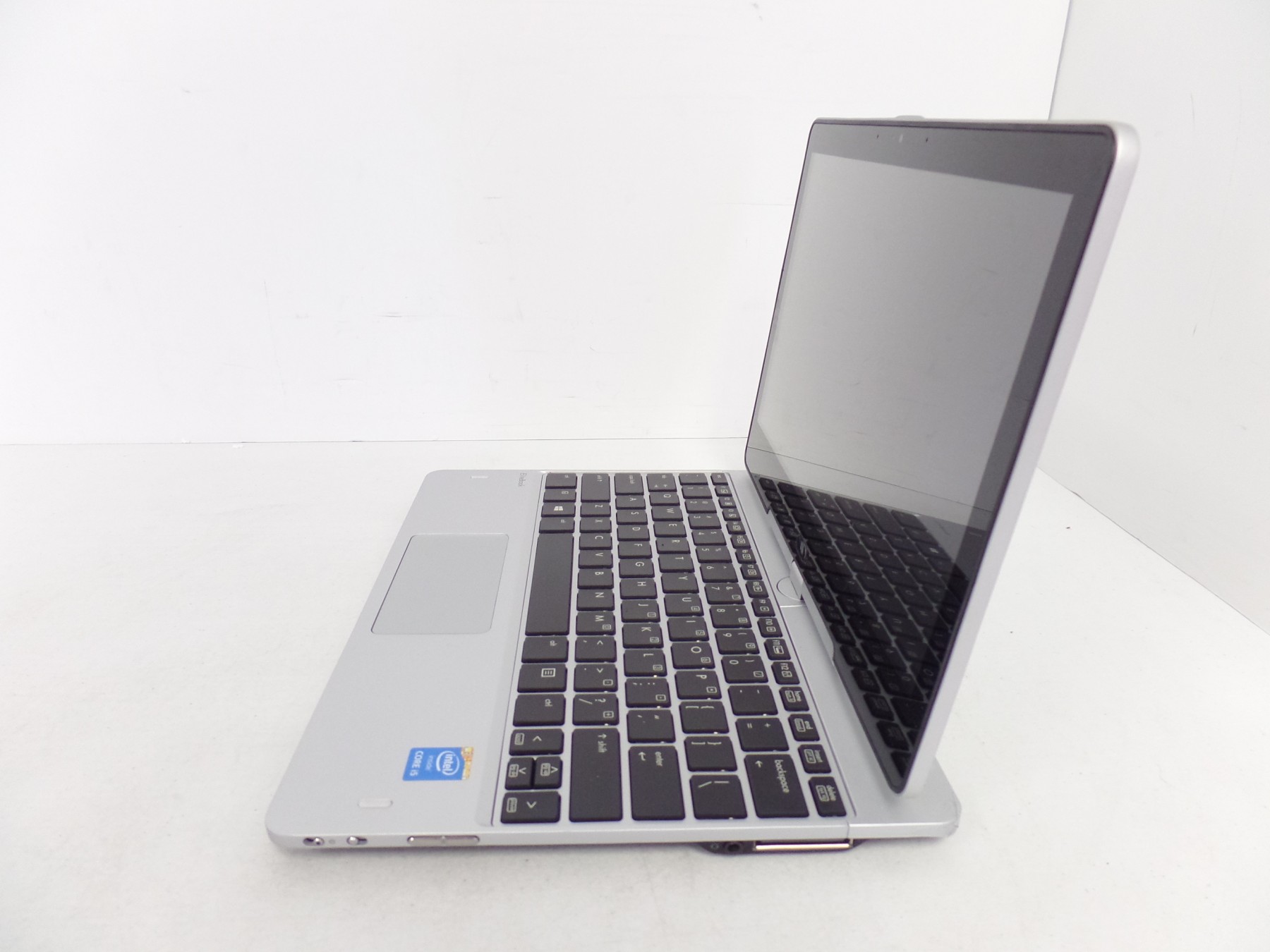 READ HP Elitebook Revolve 810 G3 11.6" Touch i55200U 4GB 128GB 4G LTE