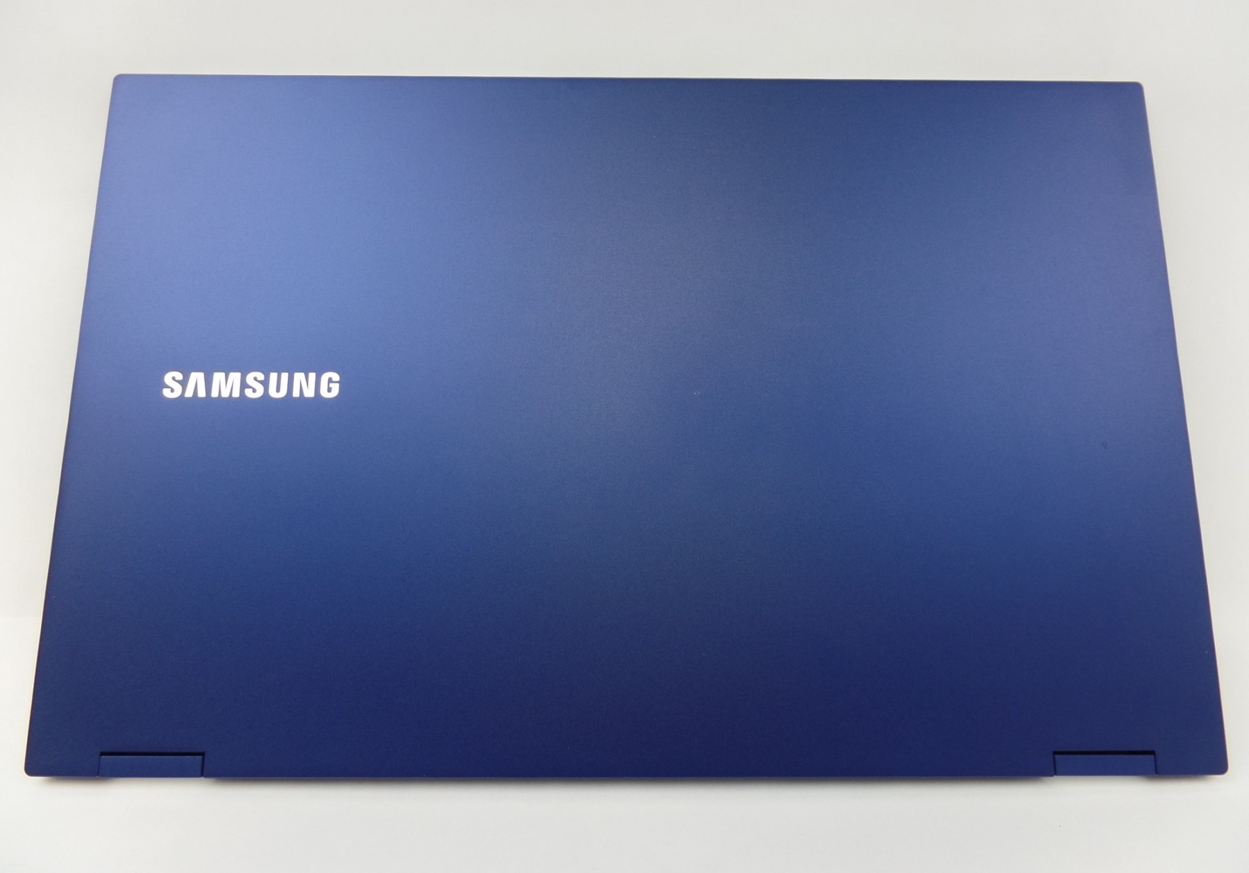 Samsung Galaxy Book Flex NP950QCGK01US 15.6" Touch i71065G7 12GB