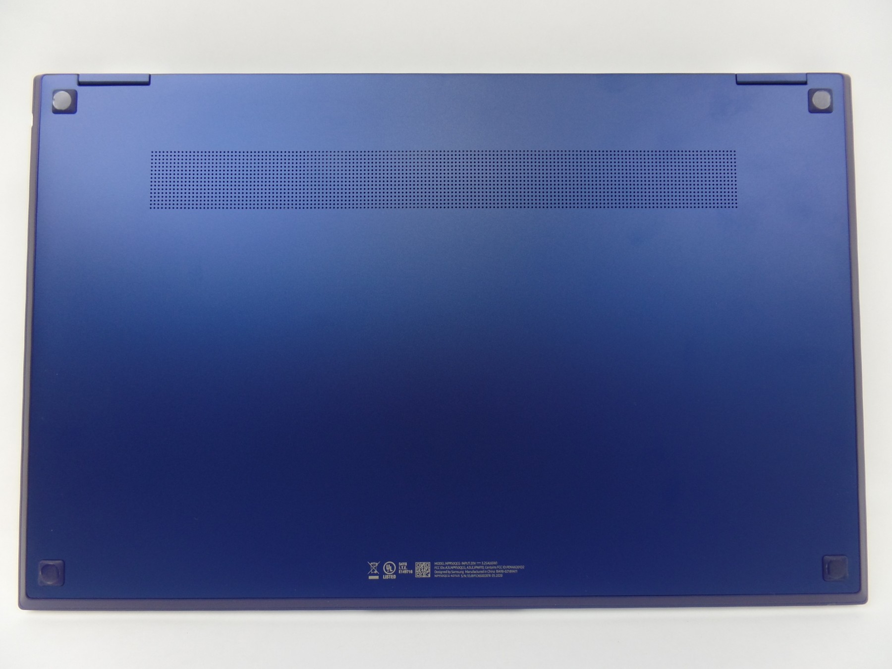 Samsung Galaxy Book Flex NP950QCGK01US 15.6" Touch i71065G7 12GB