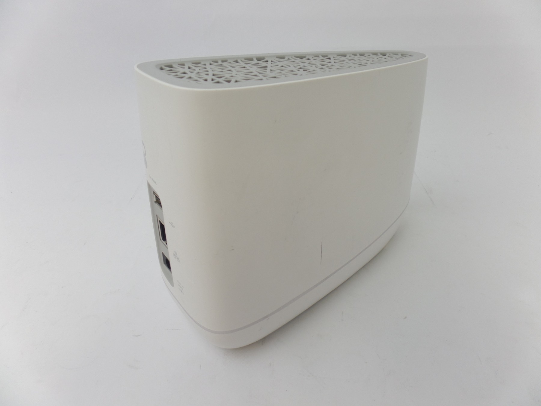 Vivint Smart Drive 4Channel Wireless 1TB DVR SM22W10 U