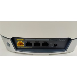 NETGEAR Orbi Tri-Band Mesh WiFi 6 Router + Satellite AX4200 RBK752-100NAS - U