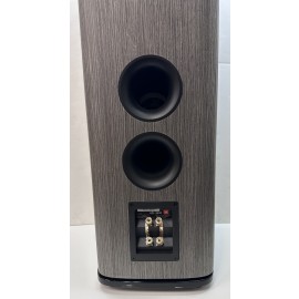 JBL HDI 3600 Triple 6.5" 2-1/2 way Floorstanding speaker Gray Oak - Scratches 