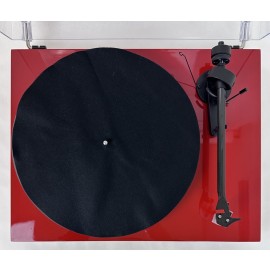 Pro-Ject Debut Carbon DC Stereo Turntable - Shine Red - U