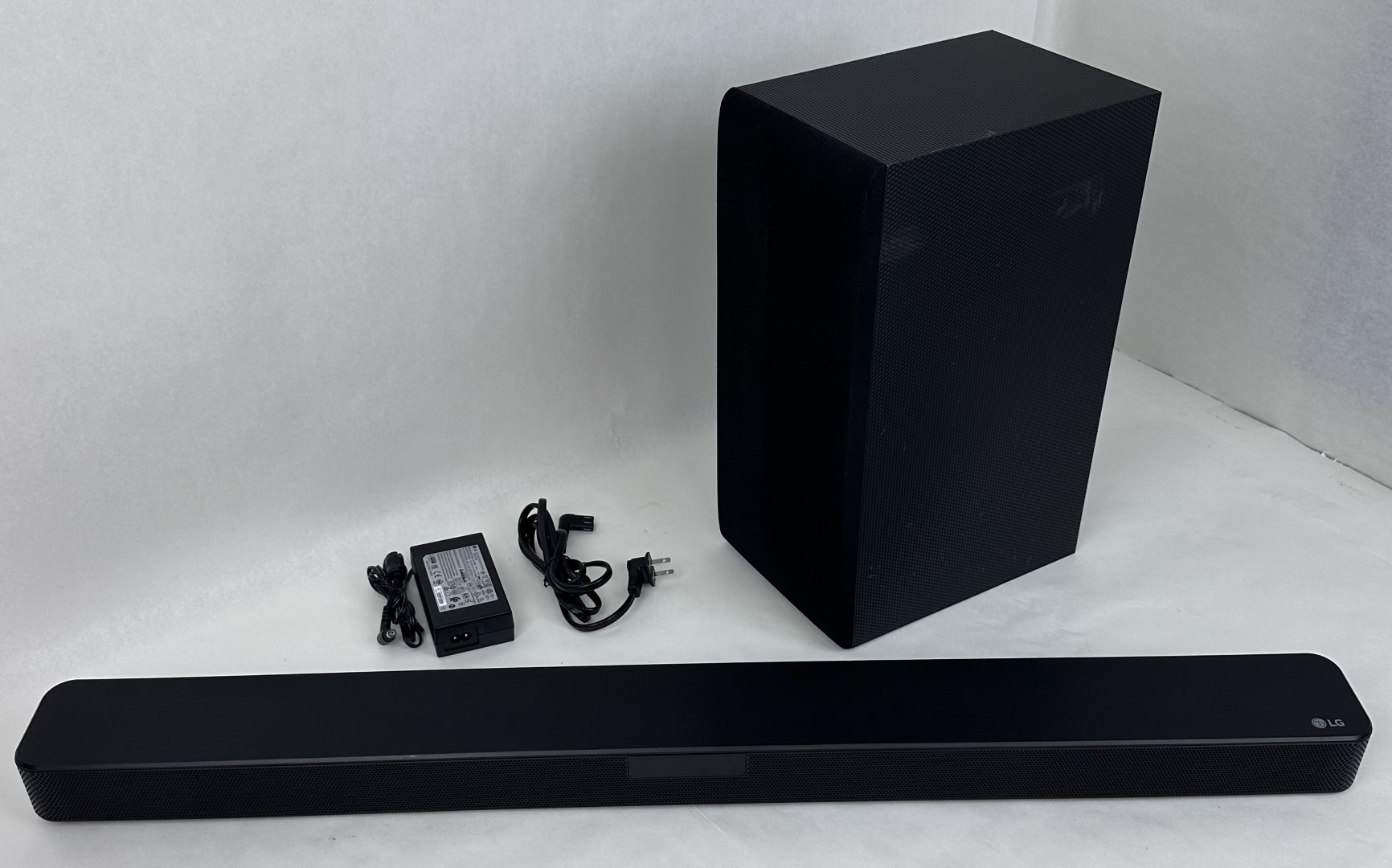 LG 2.1 Channel 300W SL4Y Soundbar System with 6" Subwoofer U