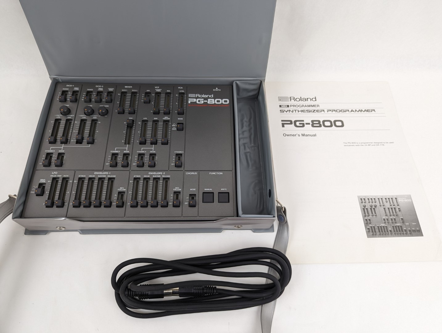 Roland PG-800 Synthesizer Programmer - Used 