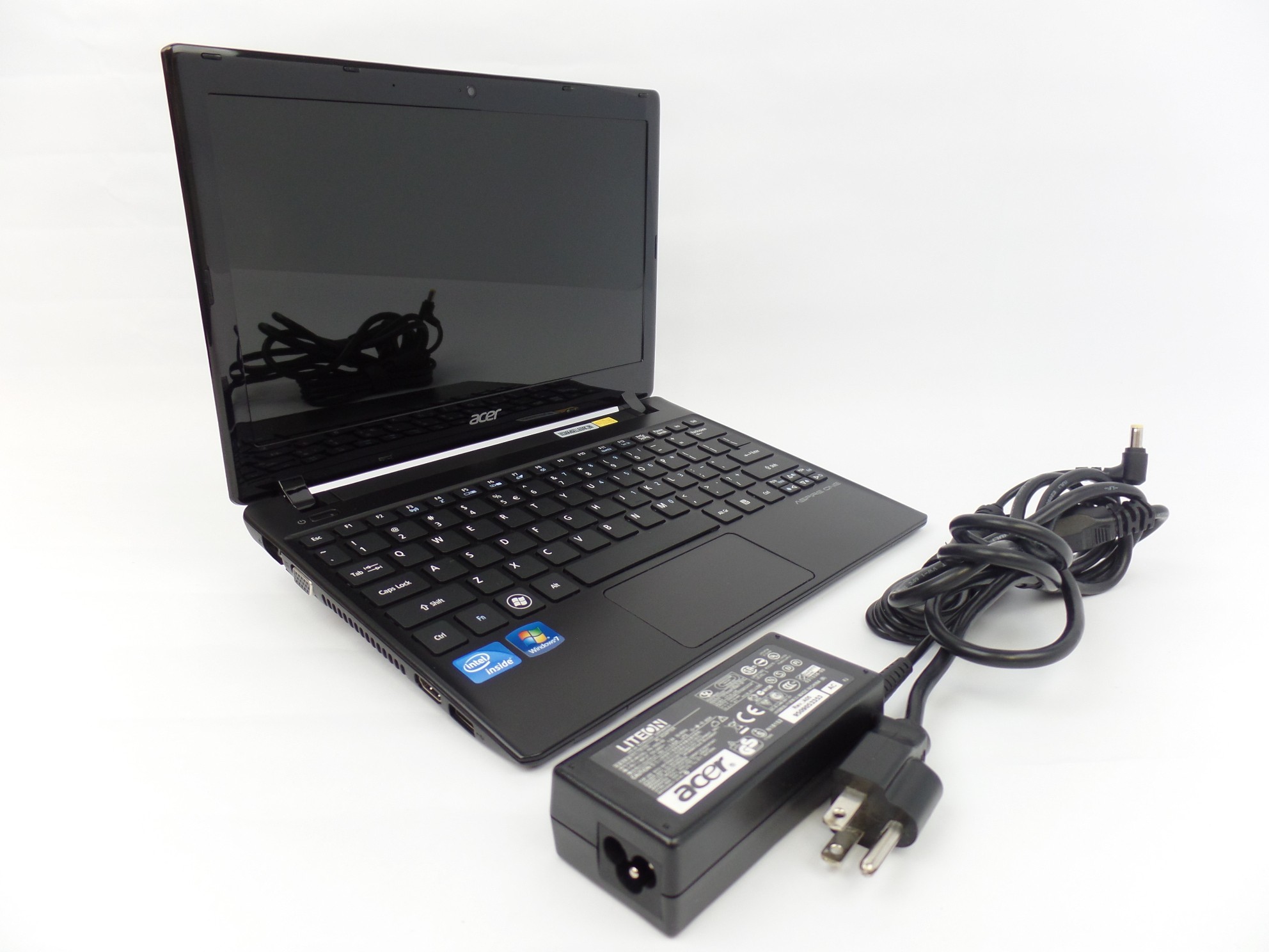 Acer Aspire One 756-2899 11.6" HD Celeron 877 1.4GHz 4GB 320GB HDD W7P Netbook U