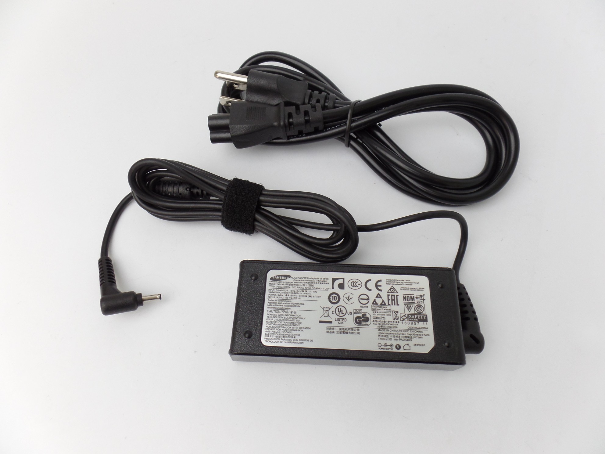 OEM Samsung XE700T1A-A05US A05 A06US A06 A09US A09 Power Supply Adapter Charger