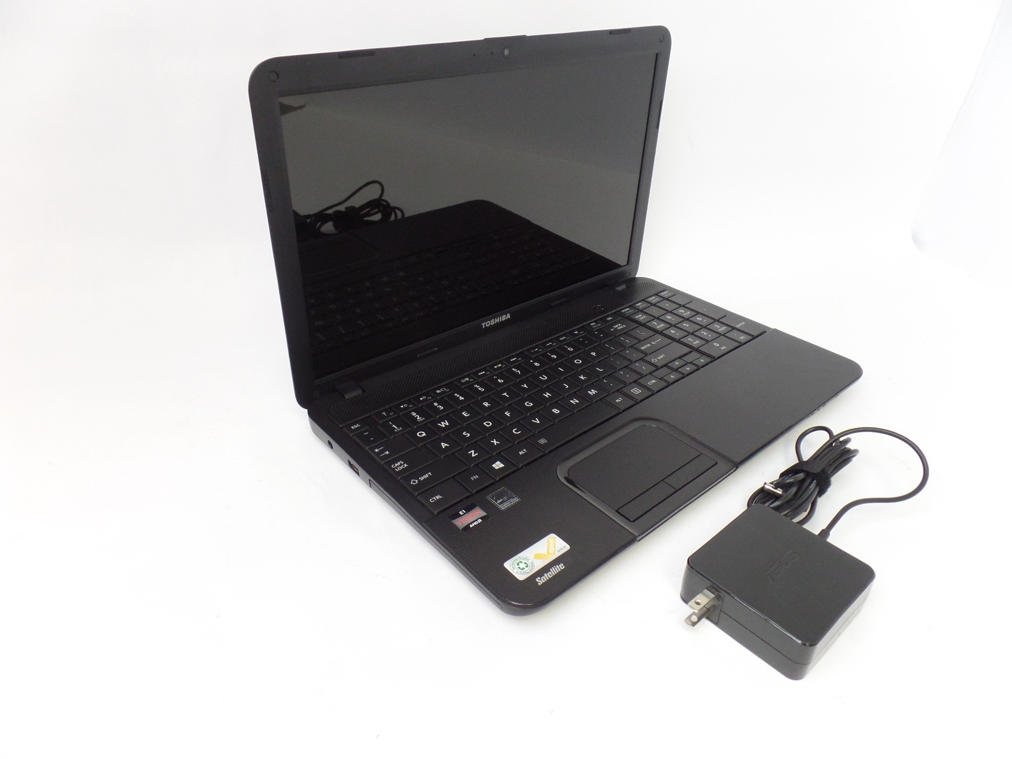 Toshiba Satellite C855D-S5201 15.6" HD AMD E1-1200 1.4GHz 4GB 640GB W8 Laptop U