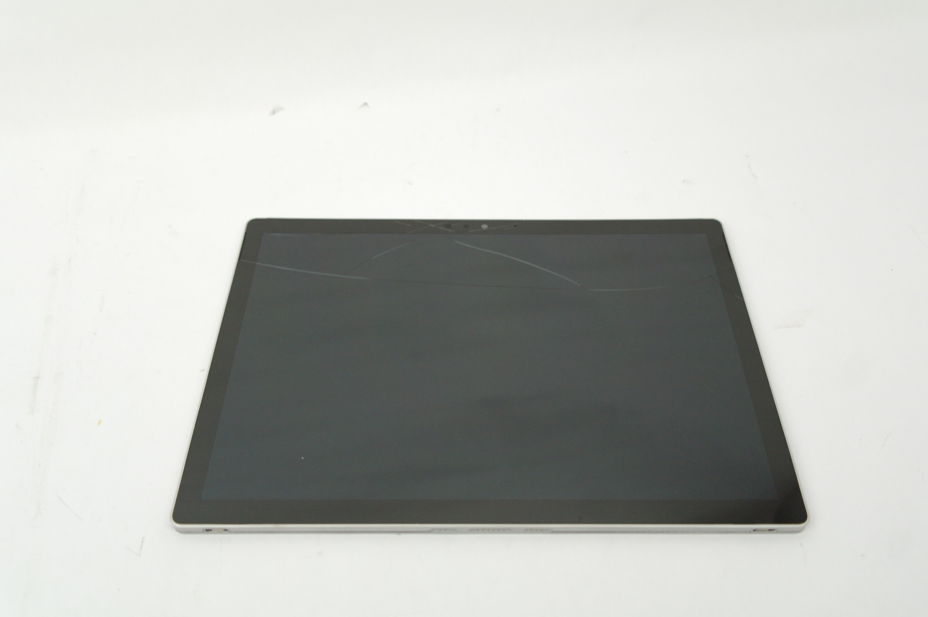 Microsoft Surface Book 2 1832 13.5" i5-7300U 2.6GHz 8GB 128GB W10P - Cracked 