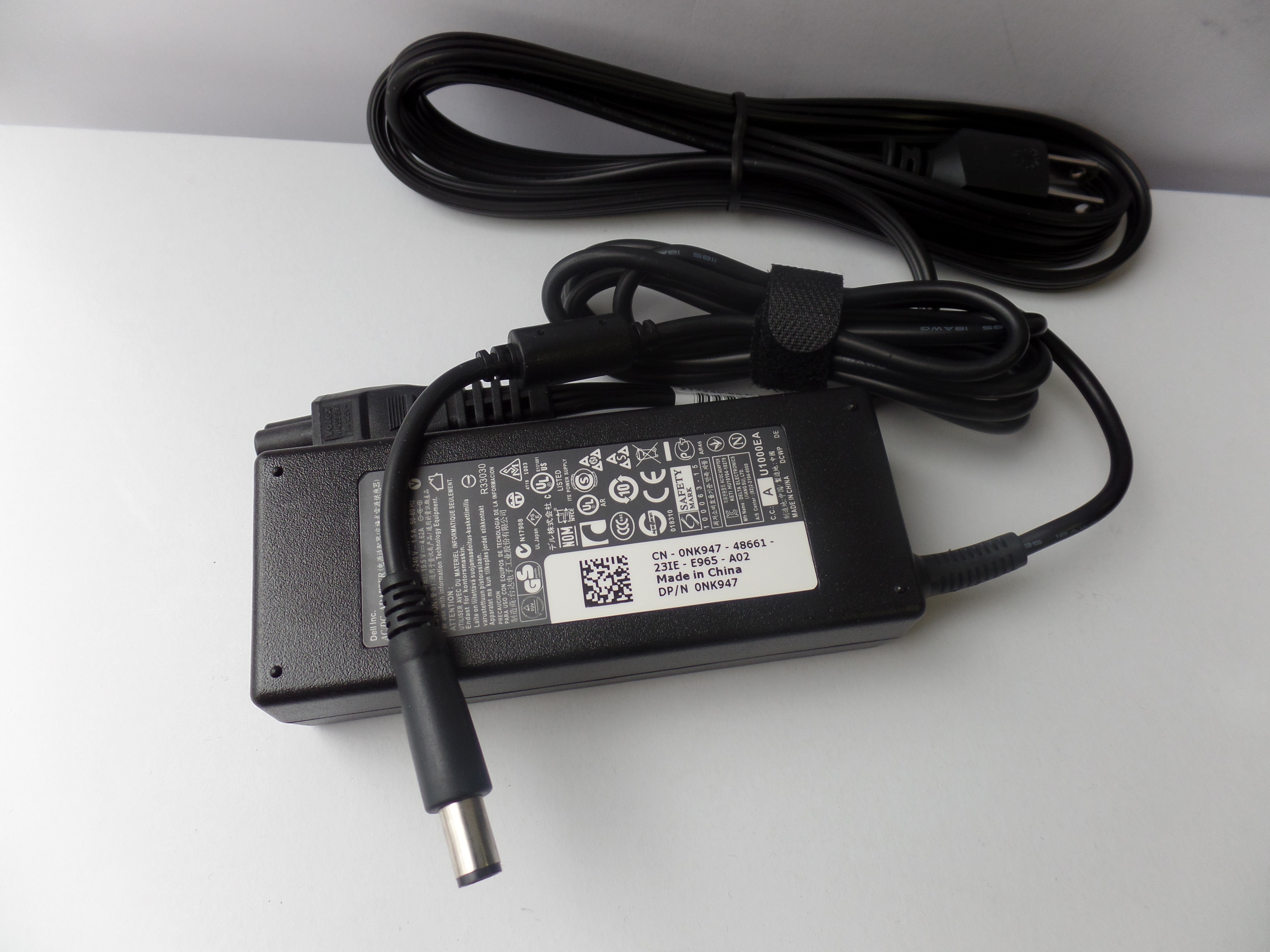 Original Charger Dell Latitude E7470 E7270 AC Power Adapter 90W US Plug NEW