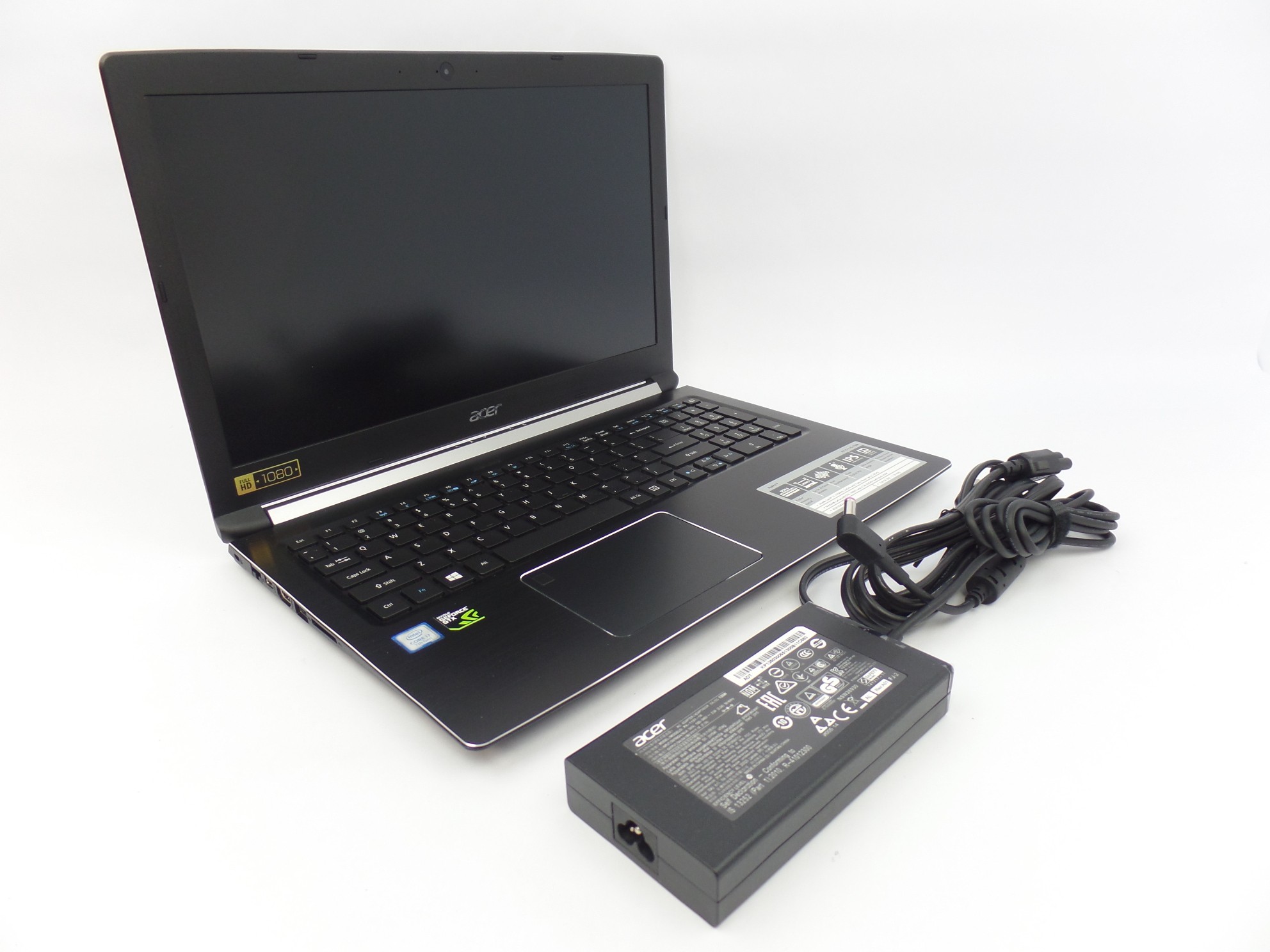 Acer Aspire A715-71G-7588 15.6" FHD i7-7700HQ 2.8GHz 8GB 1TB+128GB 1050Ti W10H