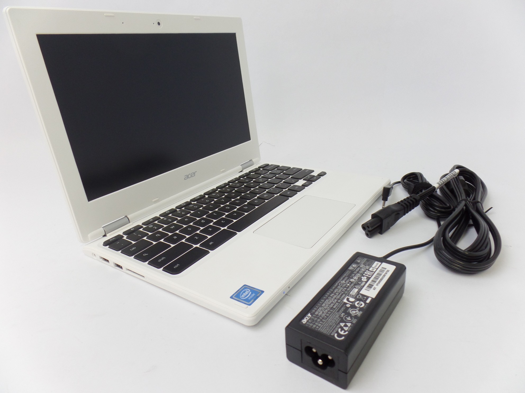 Acer Chromebook CB3-131-C3SZ 11.6" HD N2840 2.16GHz 2GB 16GB Chrome OS White U
