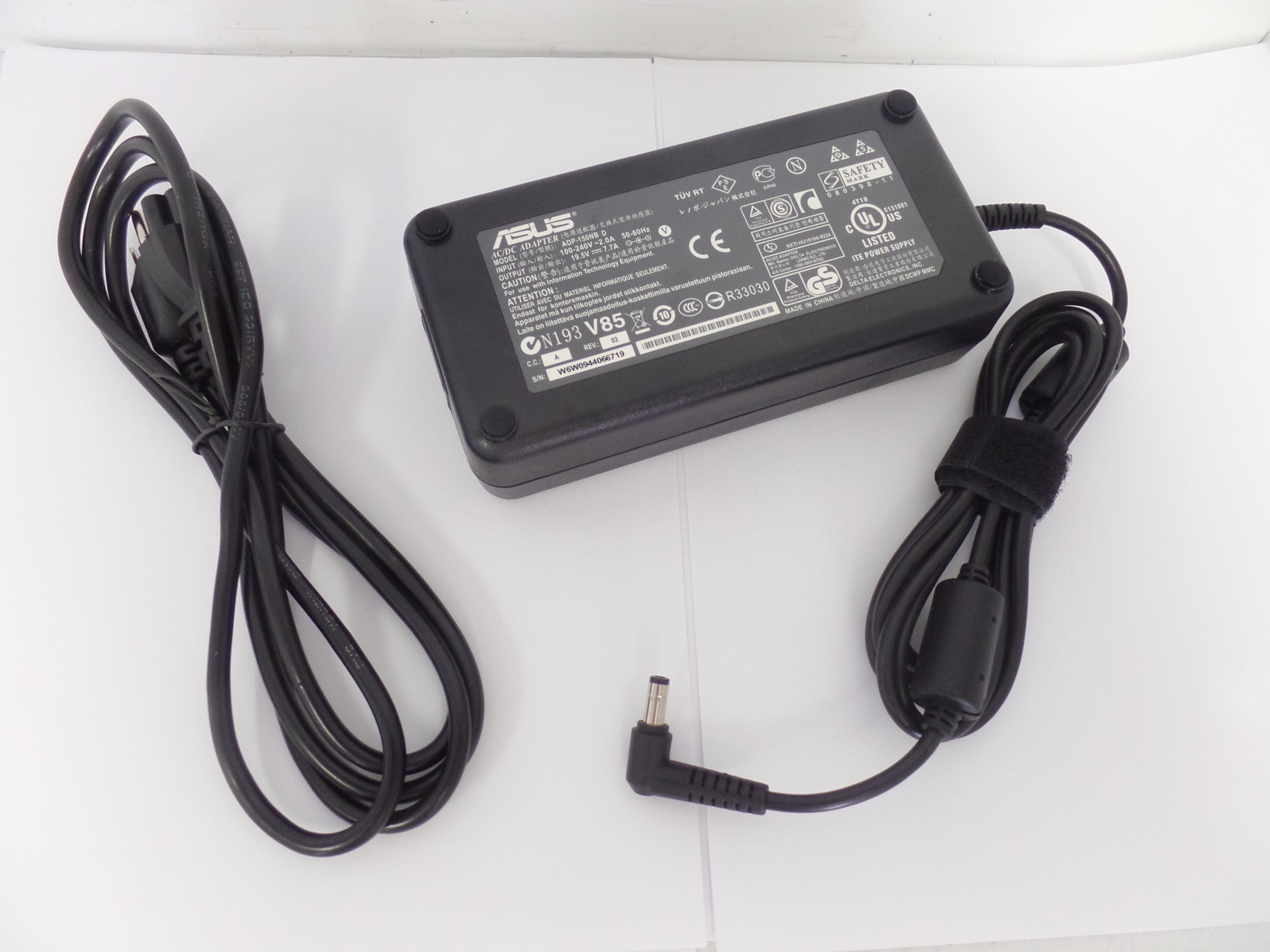 Laptop Charger AC Adapter 150W Power Supply for ASUS ADP-150NB D 19.5V 7.7A