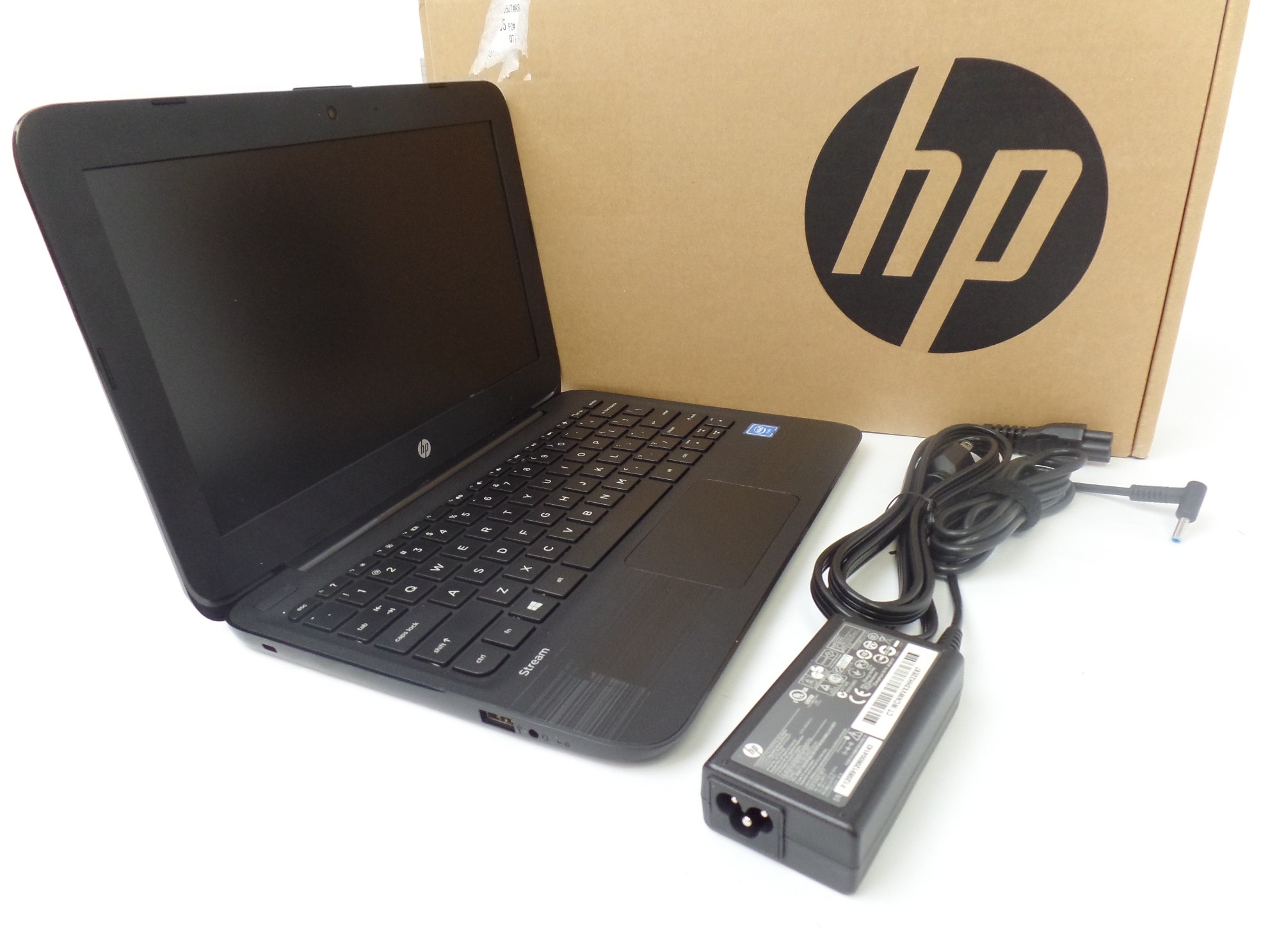 HP Stream 11 Pro G3 11.6" HD Celeron N3060 1.6GHz 4GB 64GB W10P Laptop X9V65UT U