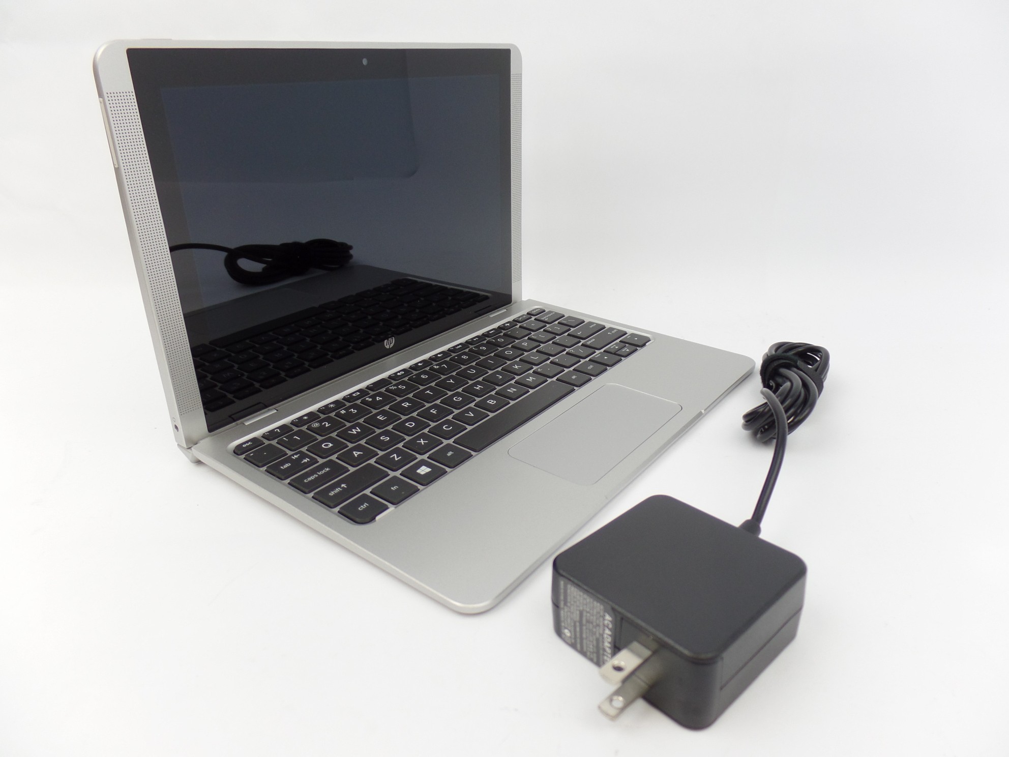 HP Detachable 10-p020nr 10.1" Touch x5-z8350 2GB 32GB 2in1 Tablet + Keyboard U