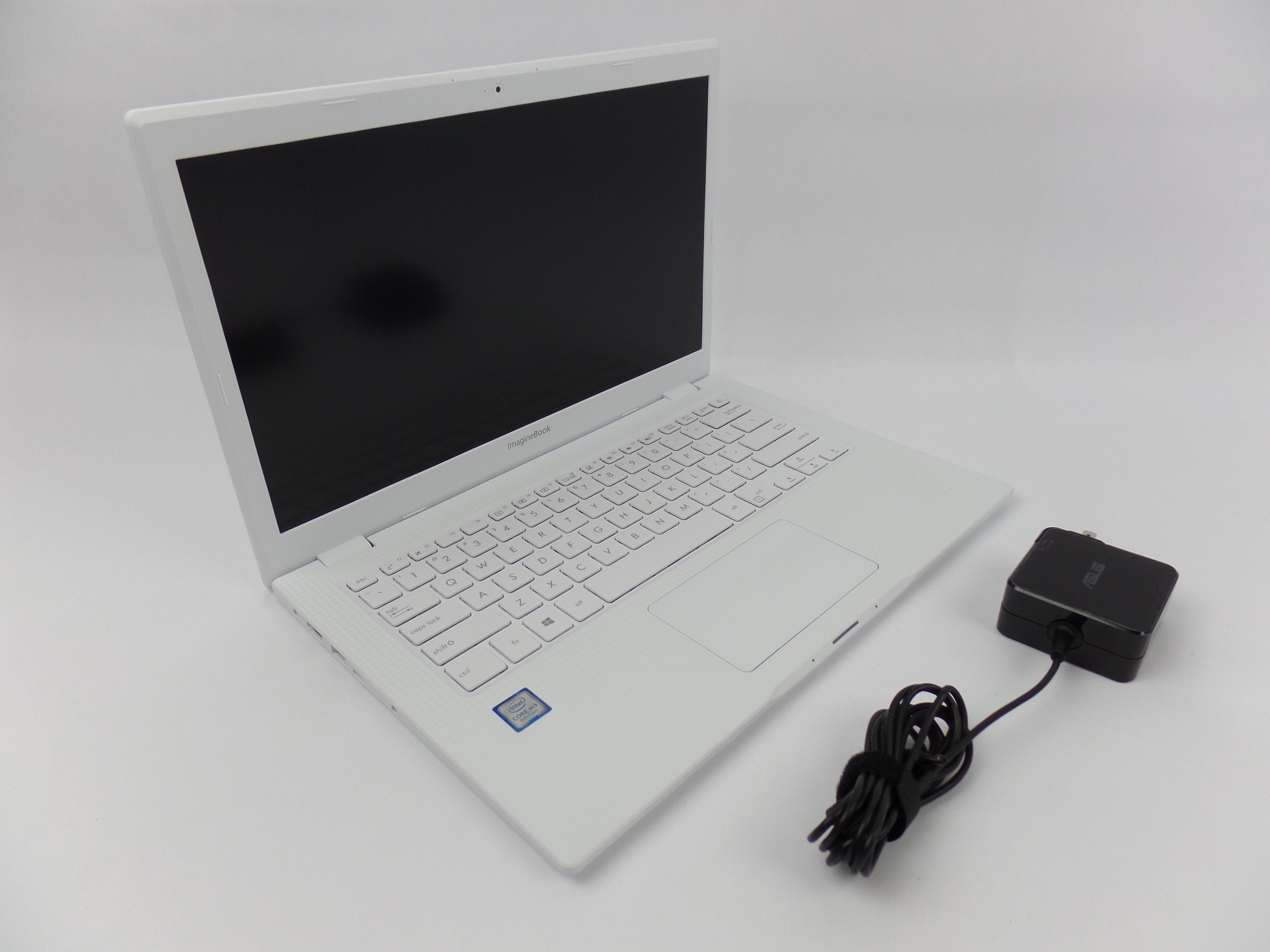 ASUS MJ401TA-BM3N5 14" FHD m3-8100Y 1.1GHz 4GB 128GB SSD W10H Laptop S