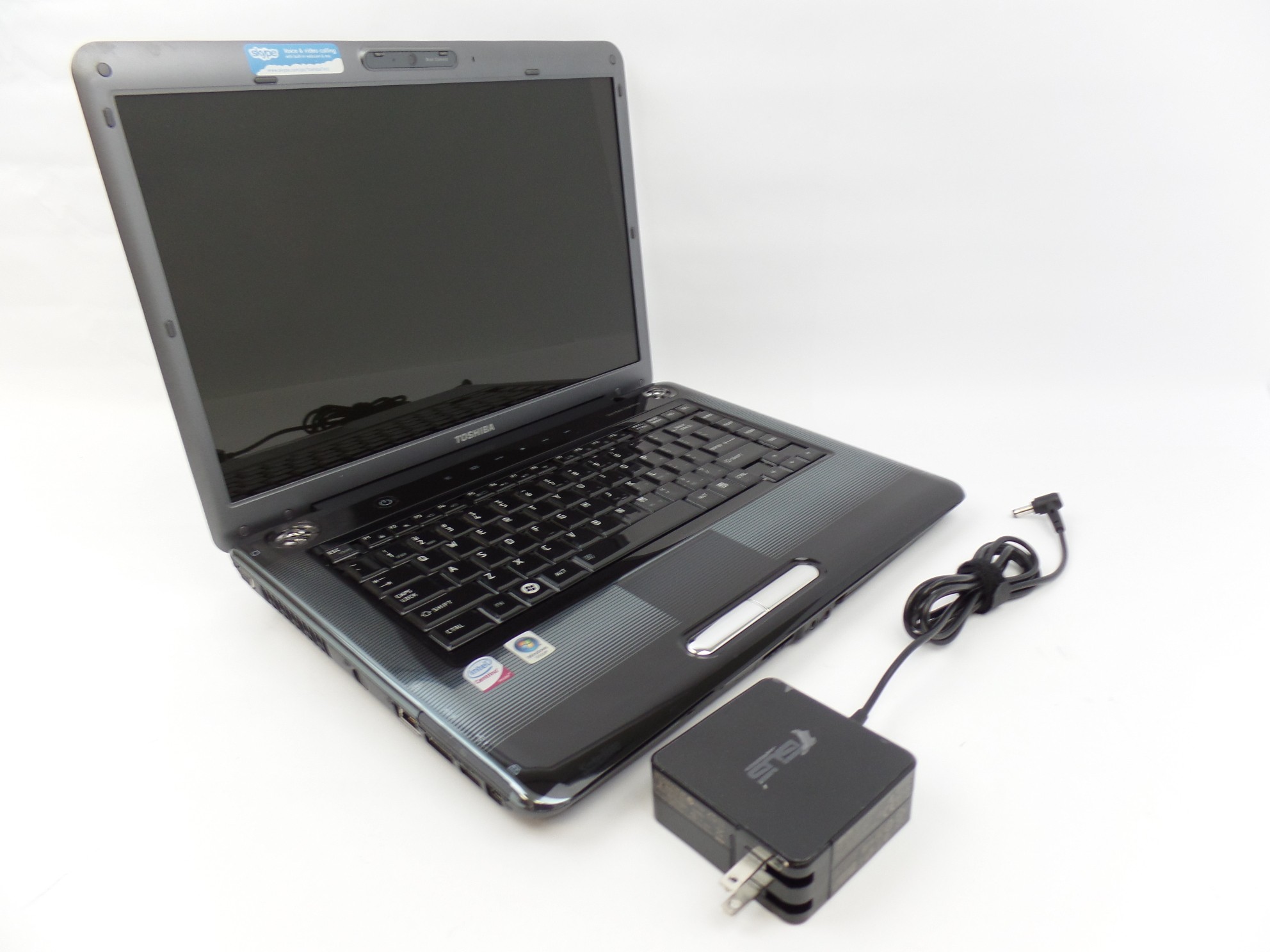 Toshiba Satellite A305-S6872 15.4" WXGA Core 2 Duo T5800 3GB 250GB W7P Laptop U