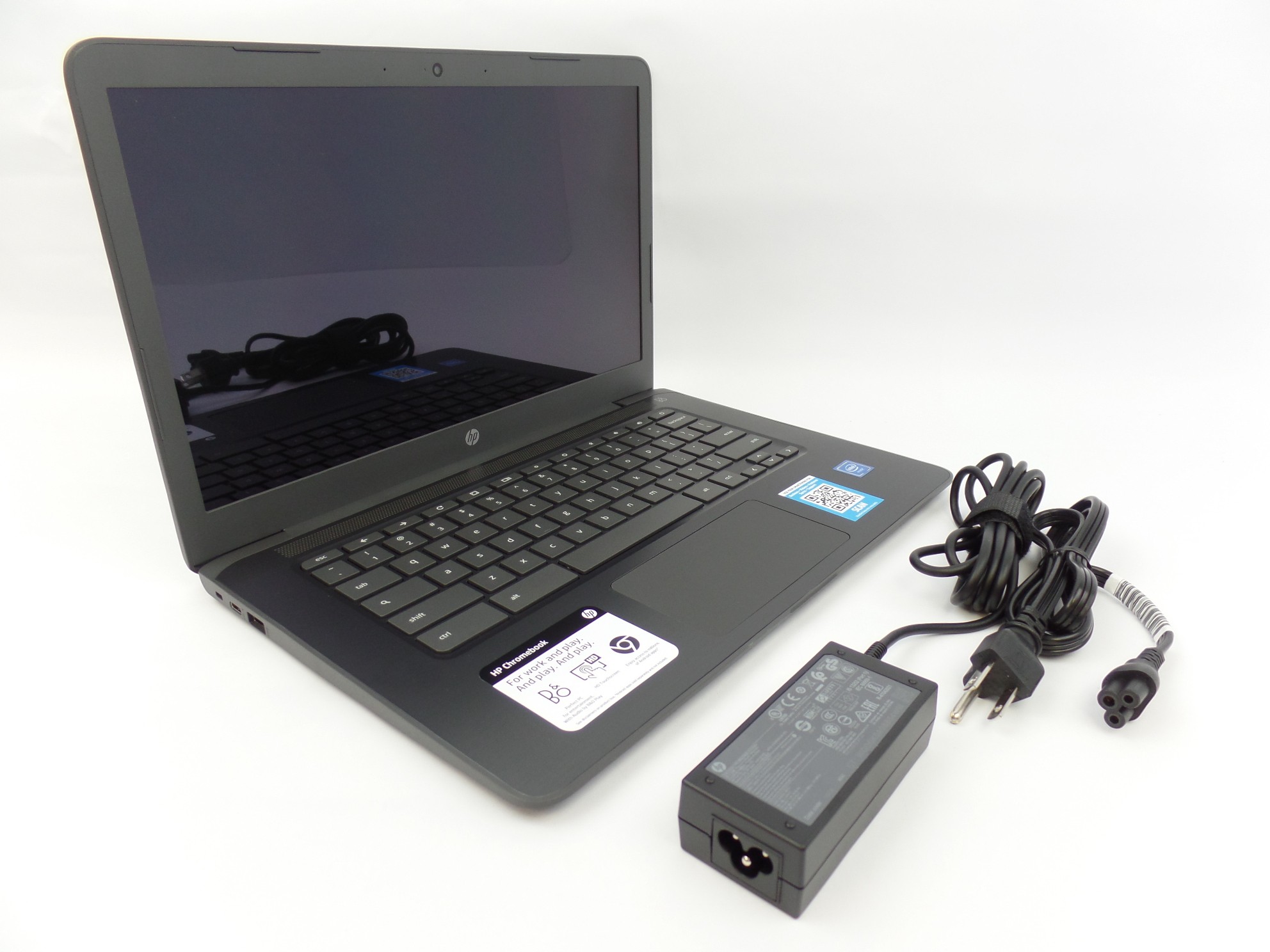 HP Chromebook 14-ca061dx 14" TouchScreen N3350 1.1GHz 4GB 32GB 3JQ73UA Laptop