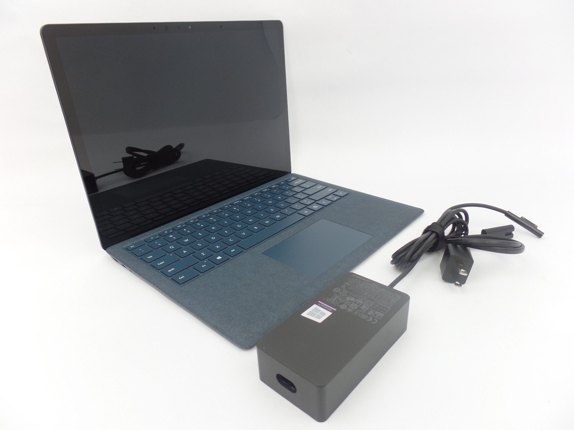 Microsoft Surface Laptop 2 1769 13.5" Touch i5-8250U 8GB 256GB W10 Laptop Blue U