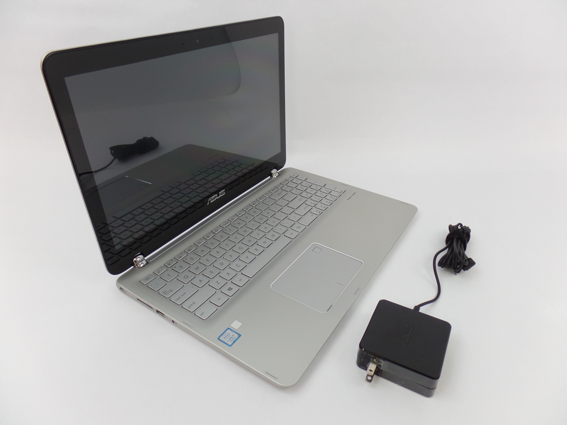 ASUS Q504UA 15.6" FHD Touch i5-7200U 2.5GHz 12GB 1TB W10H 2in1 Laptop U1