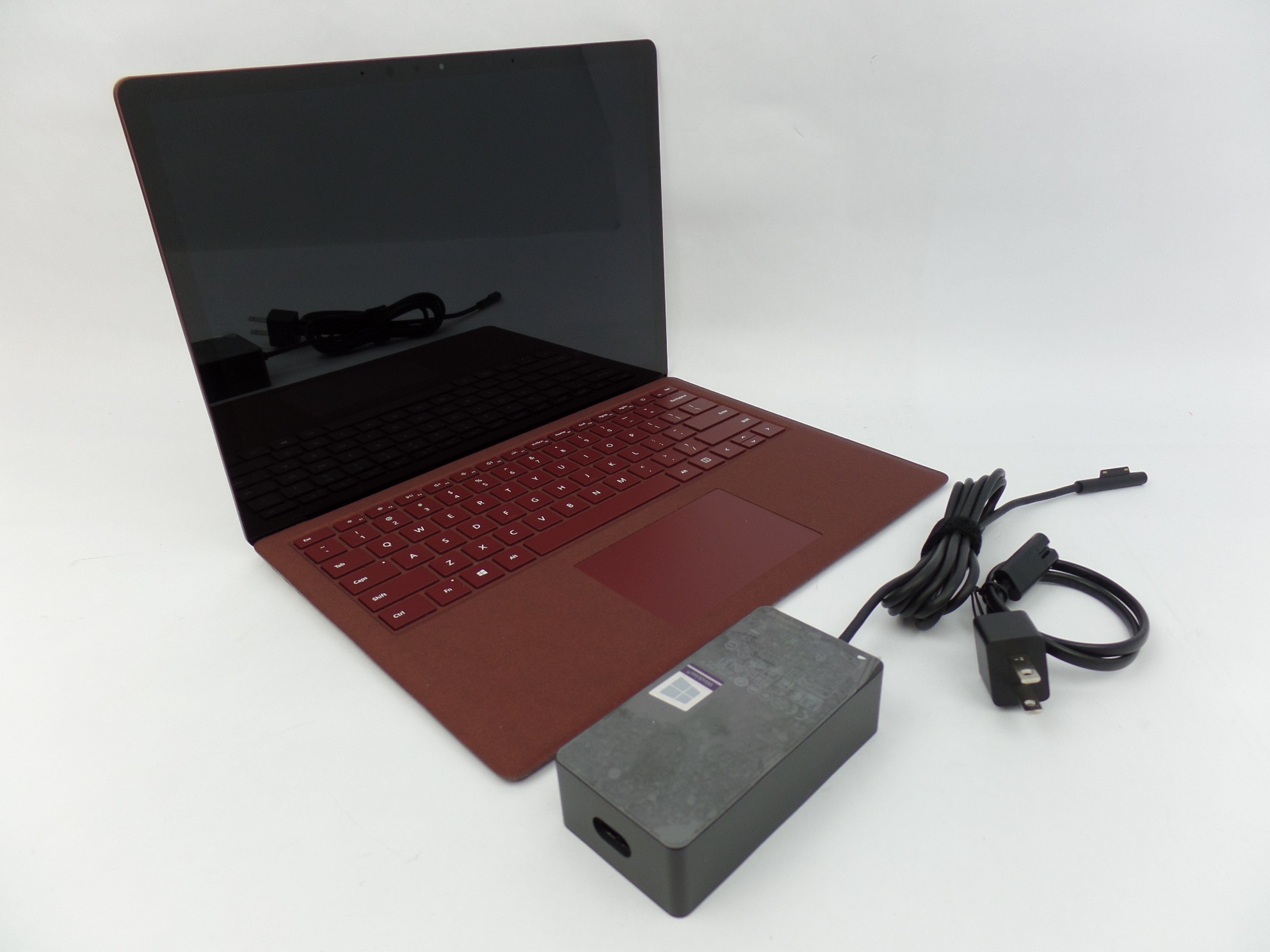 Microsoft Surface Laptop 2 1769 13.5" Touch i5-8250U 8GB 256GB W10 Burgundy SD