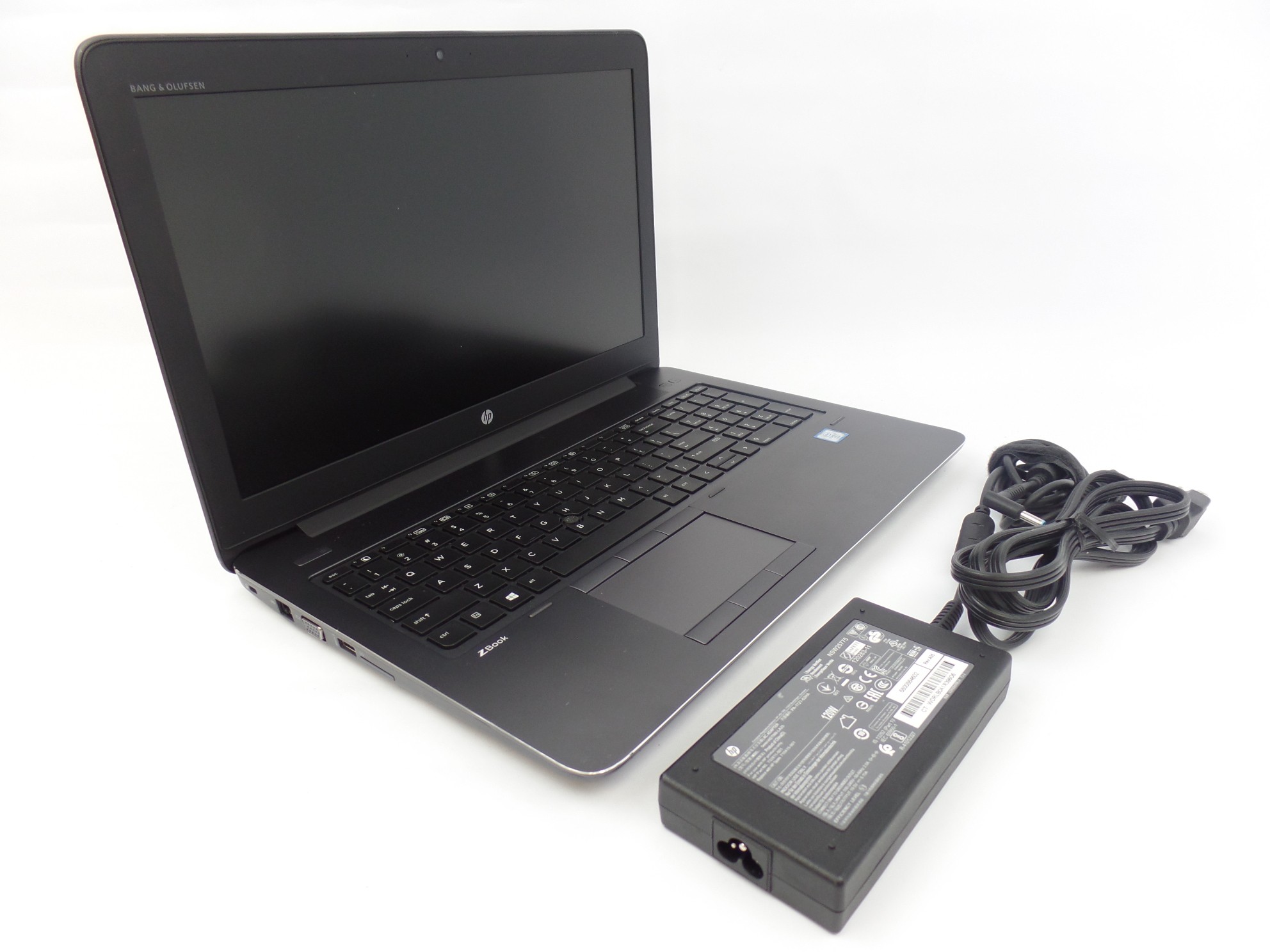 HP ZBook 15 G3 15.6" FHD i7-6820HQ 2.7GHz 8GB 256GB Quatro M1000M 2GB W10P U