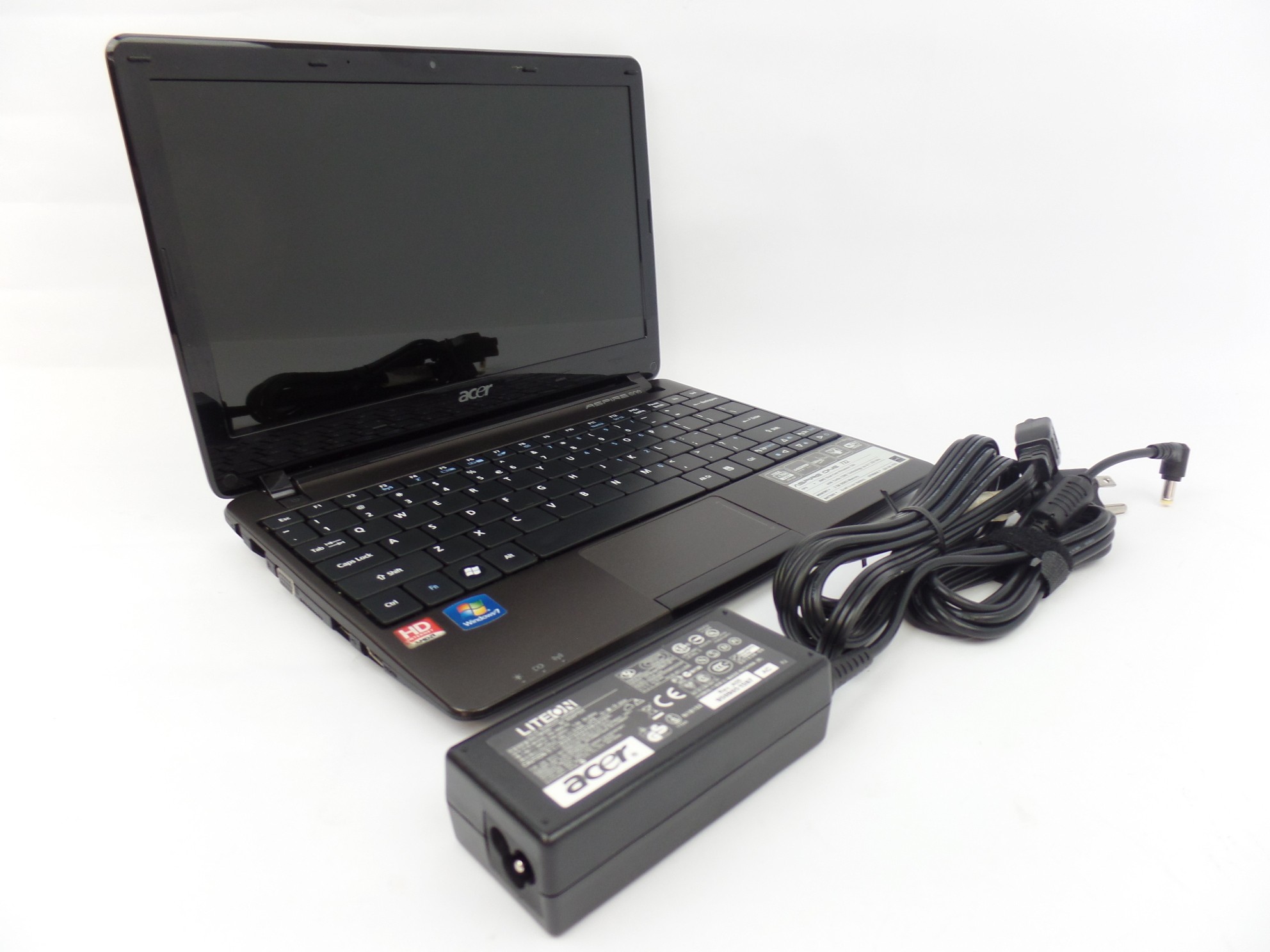 Acer Aspire One 722-0473 11.6" HD AMD C-60 1.0GHz 4GB 320GB HDD W7P Netbook U