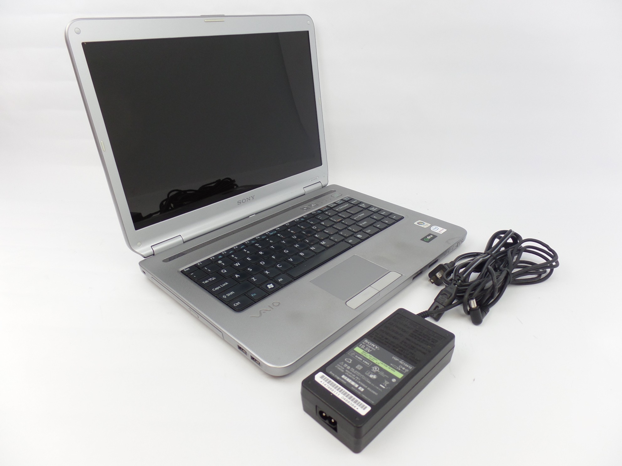 Sony VAIO VGN-NR160E 15.4" WXGA Core 2 Duo 1.5GHz 3GB 160GB W7P PCG-7Z1L Laptop 