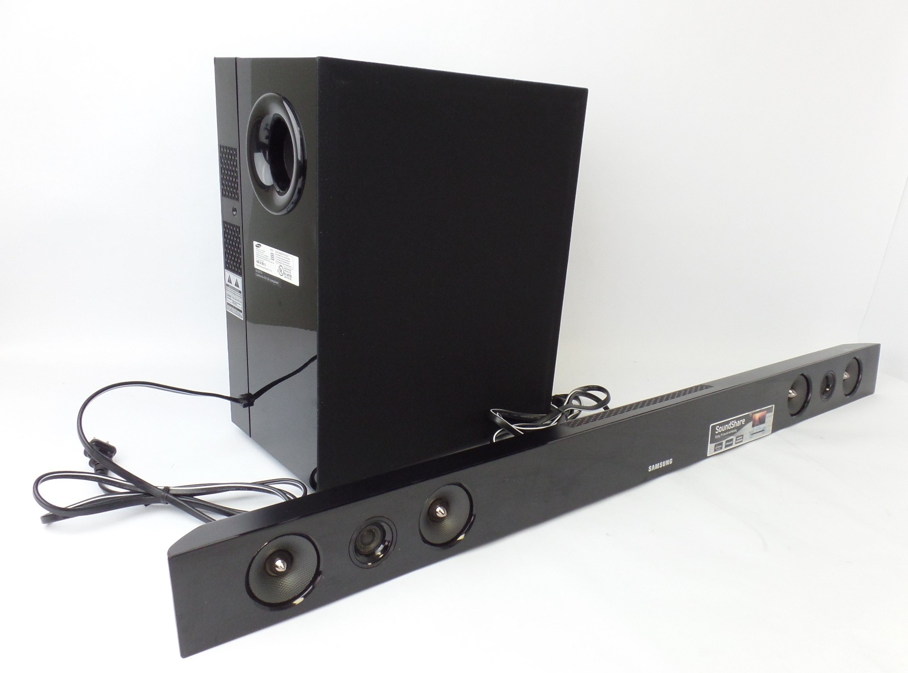 2.1 Samsung HWFM45 Soundbar w/ PSWF450 Wireless Subwoofer and Remote