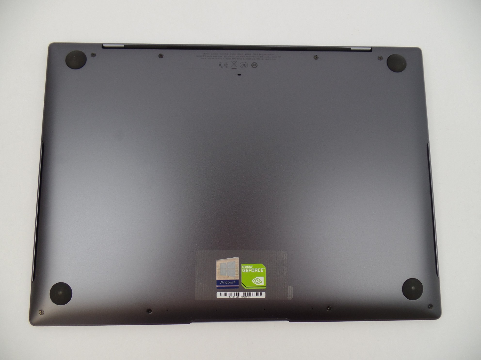 HUAWEI matebook x ジャンク s-l400.jpg