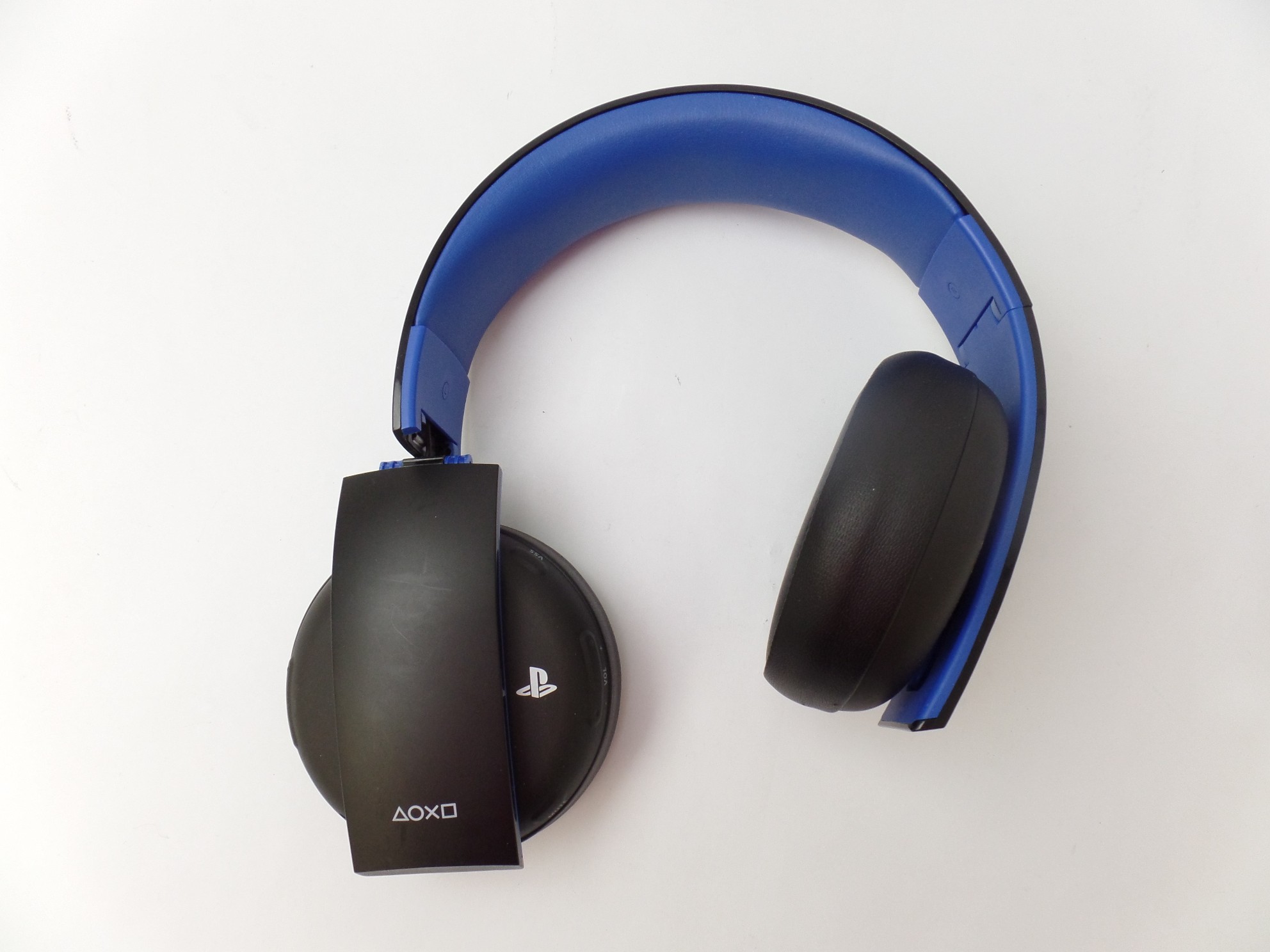 Lot of 5 Sony PlayStation Gold Wireless Stereo Headsets CECHYA0083 For